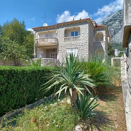 Apartments Emilija Makarska Exterior photo