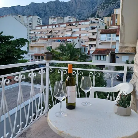Apartments Emilija Makarska Exterior photo