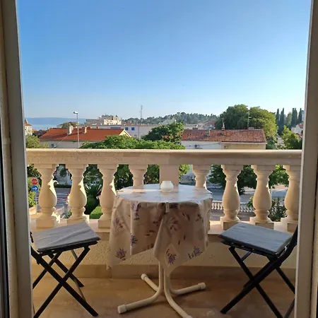 Apartments Emilija Makarska Room photo