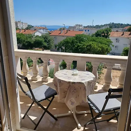 Apartments Emilija Makarska Room photo