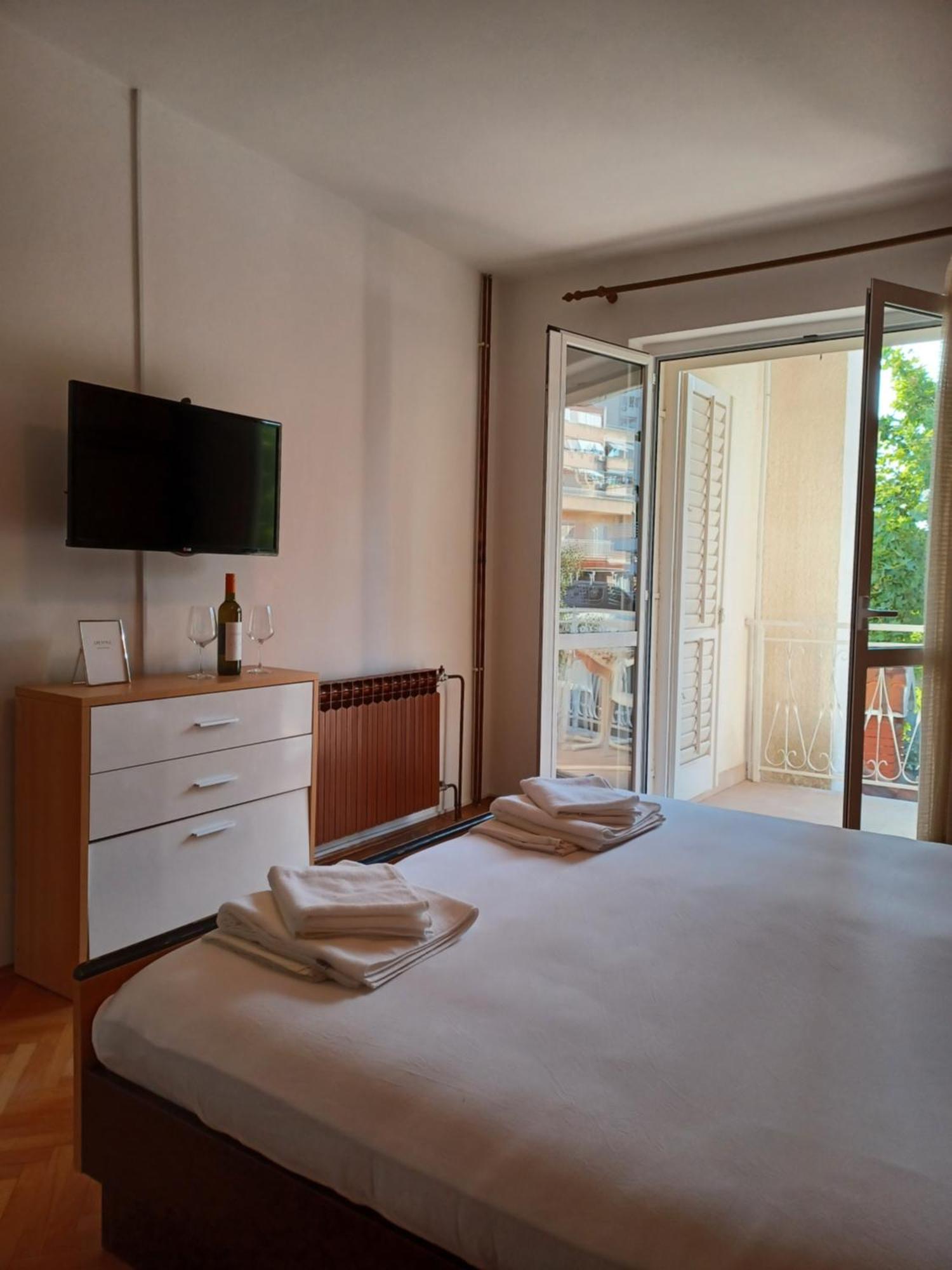 Apartment Emilija Makarska